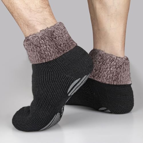 YUEDGE 2-Pair Fuzzy Non-Slip Mens Thermal Socks