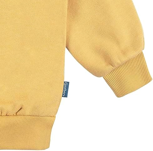 Perfect cozy two-piece set for baby girlsnestling all year round