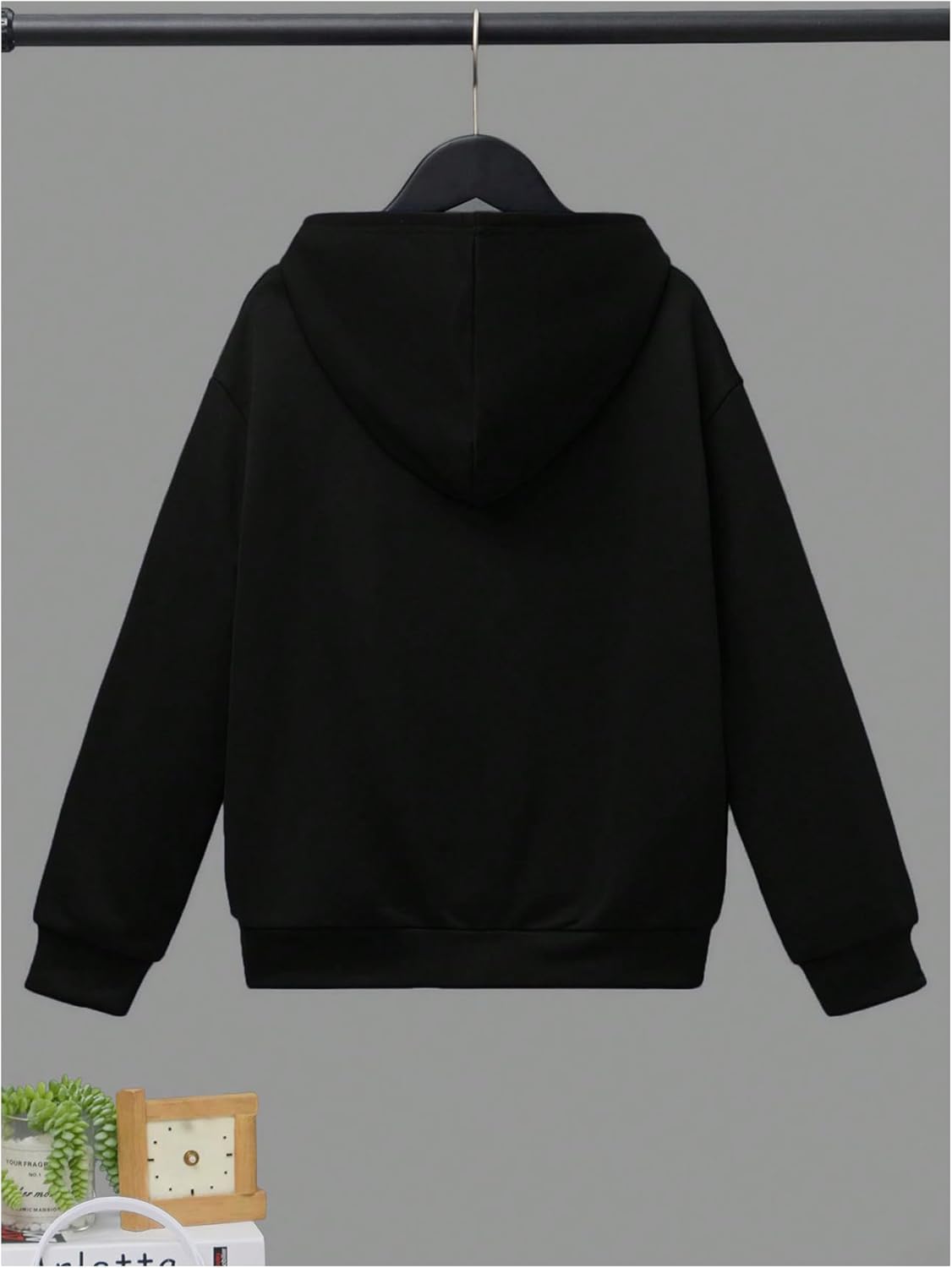 SOLY HUX Letter Graphic Pullover