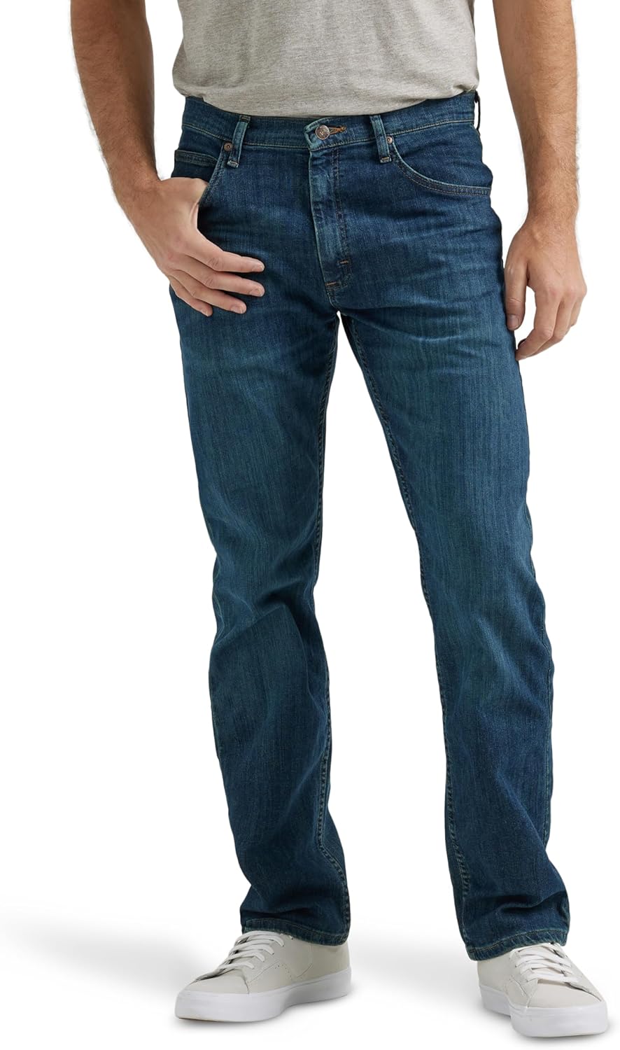Wrangler Mens Classic 5-Pocket Regular Fit Jean