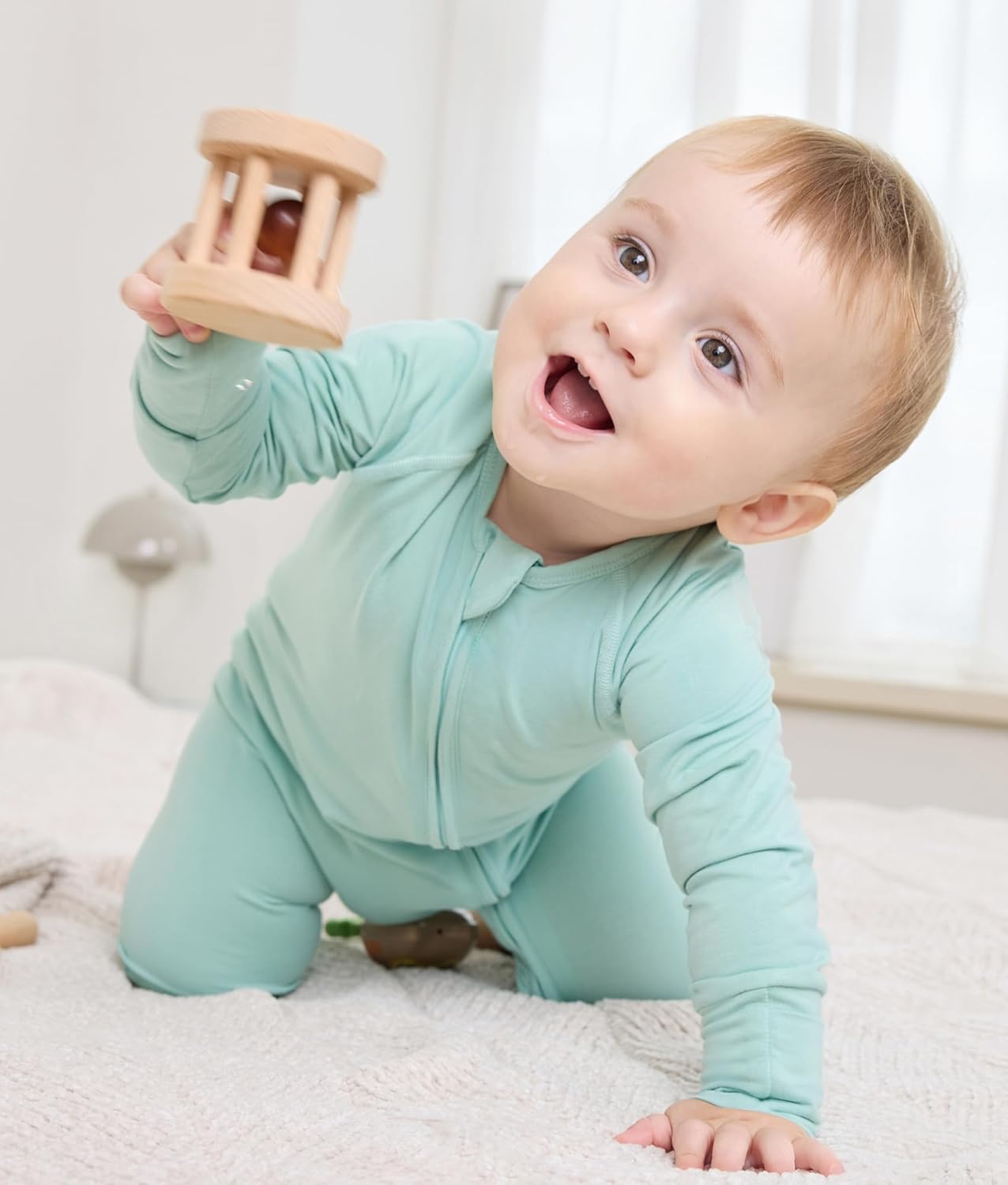 DreamCozy Baby Romper Special-Knit Colleges for Your Little One